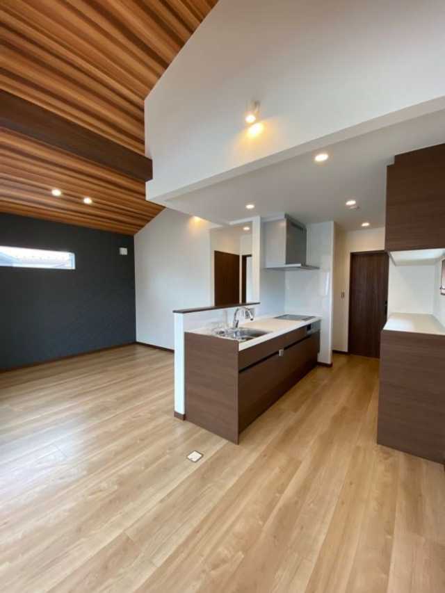 ジーエイチエスの写真２